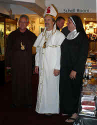 costumes_labadies,pope2-morgan.jpg (101554 bytes)